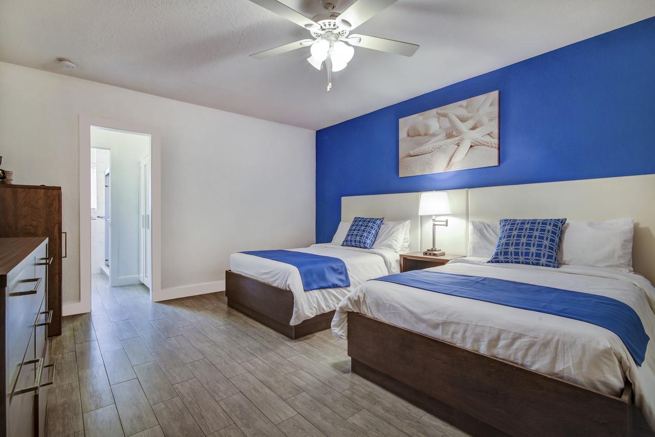 Hotel Blue Strawberry By The Sea Lauderdale-by-the-Sea Exterior foto