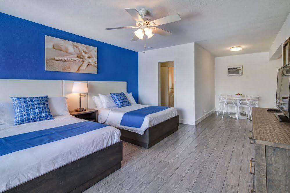 Hotel Blue Strawberry By The Sea Lauderdale-by-the-Sea Exterior foto